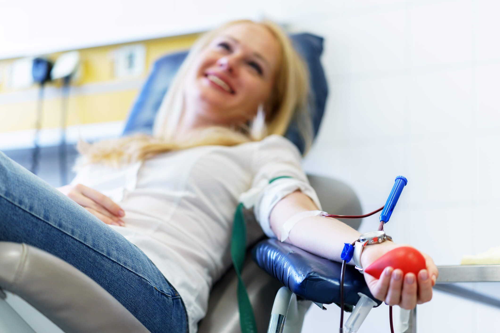 Você sabe quem pode doar sangue no Brasil?